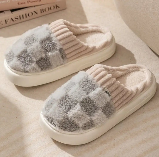 Step into comfort with our New Winter Fluffy Fur Slippers.